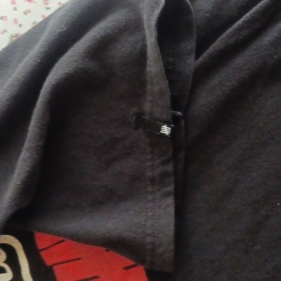 Undefeated men's tee - Picture 3 of 3